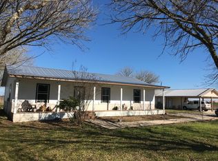 1380 Link Rd, Seguin, TX 78155