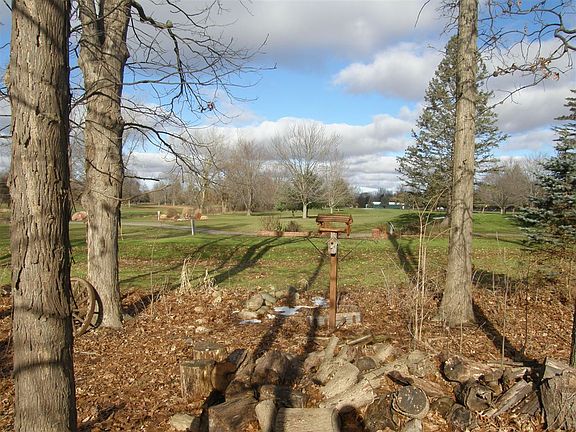 3rd image of 101 Deercreek Dr #101