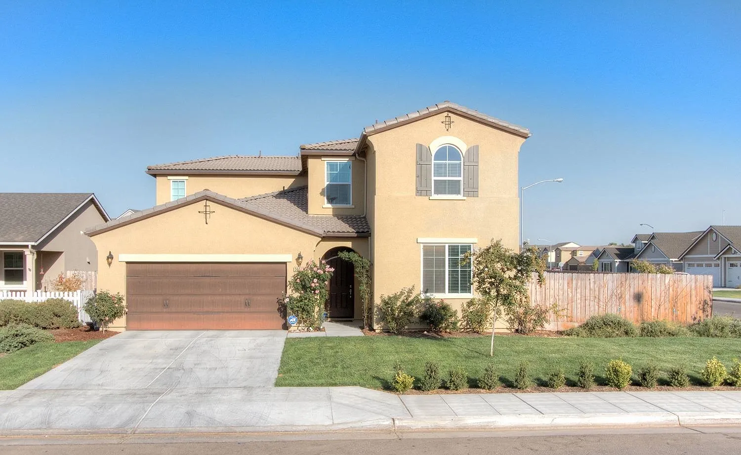 3656 N Shelly Ave photo 1