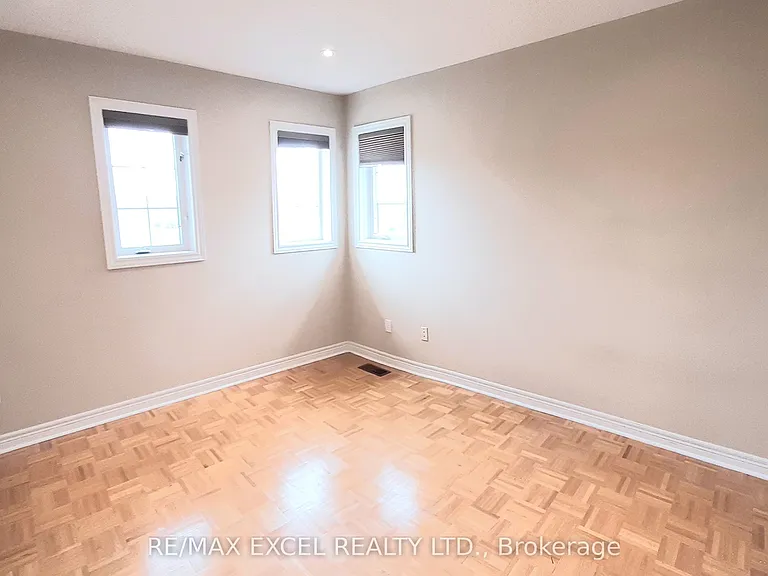 131 Cynthia Jean St — Photo 17