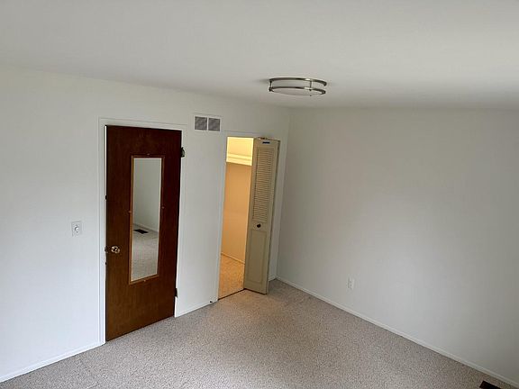 4th image of 28628 Aspen Dr