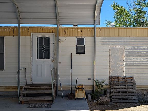 2nd image of 309 W Reibel St