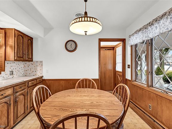 5th image of 5753 Darrow Dr
