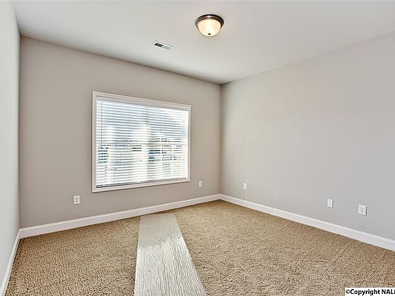 3rd image of 106 Moore Farm Cir