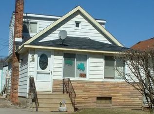 971 McClellan Dr, Lake Orion, MI