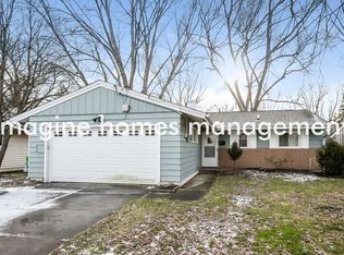 547 Abbyshire Dr, Berea, OH 44017