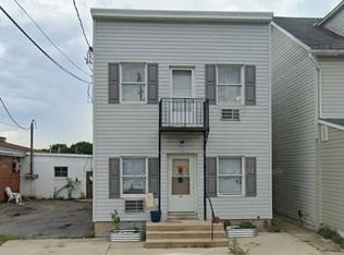 133 S 2nd St FLOOR 2, Coplay, PA 18037