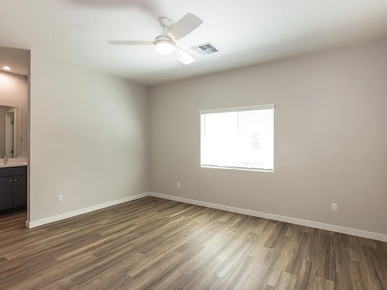 14251 N 7th St #2 — Photo 15
