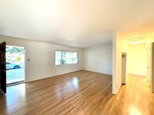 1075 Plymouth Dr, Sunnyvale, CA 94087