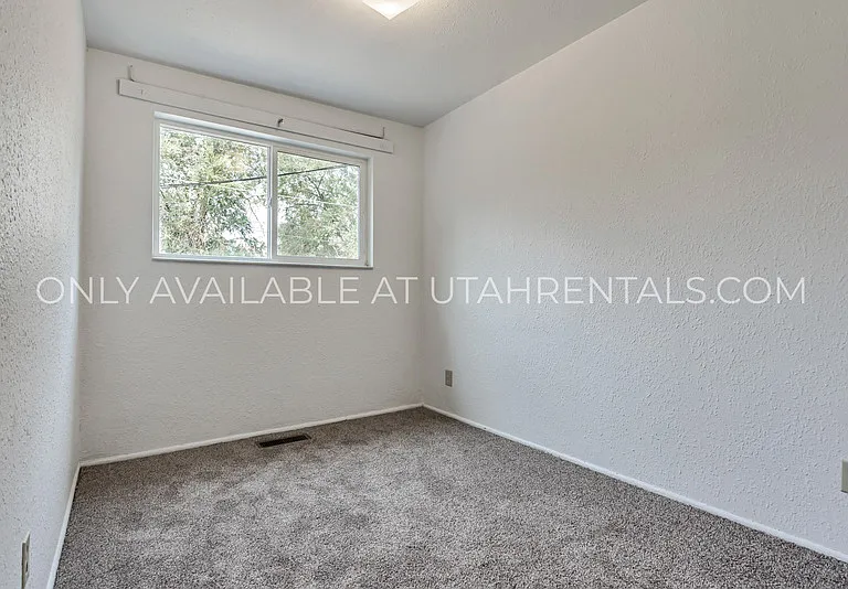729 E 4565 S — Photo 10