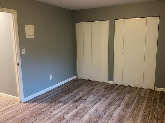 4th image of 269 Dickenson Dr