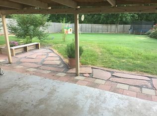 8945 Flicker Ln, Dallas, TX 75238
