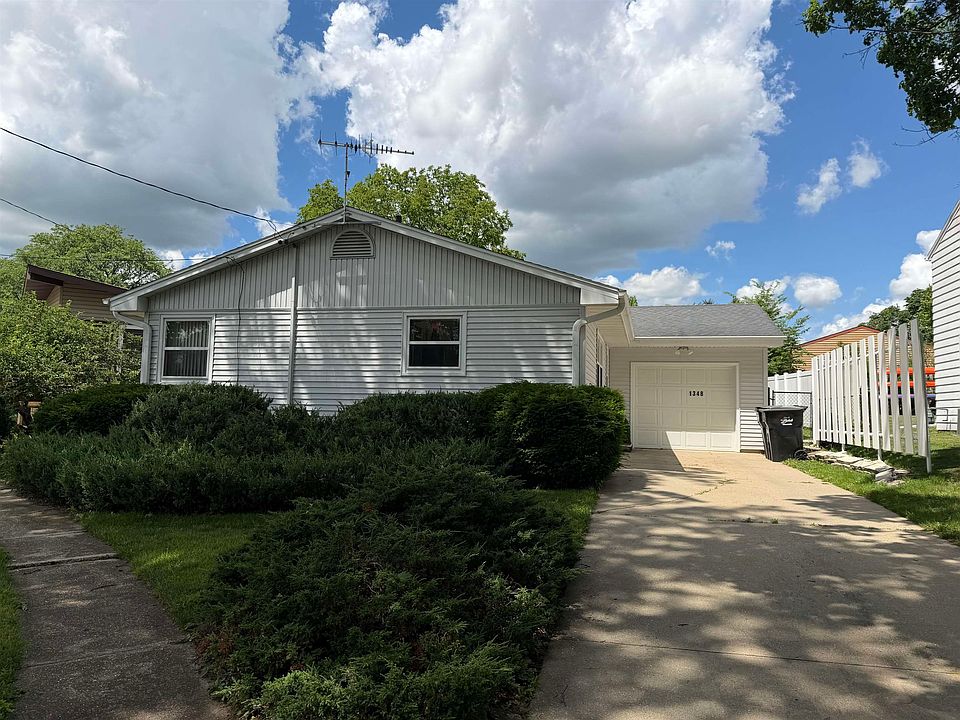 1st image of 1348 Lincoln Ct