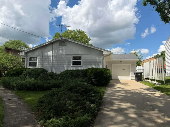 1348 Lincoln Ct, Beloit, WI 53511