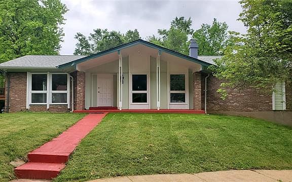 2nd image of 6468 Fairford Ct