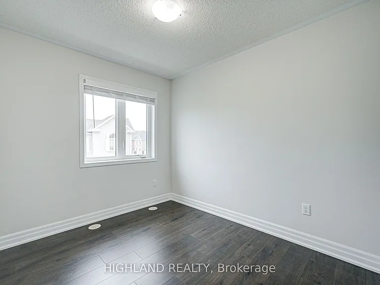 265 Ellen Davidson Dr #4 — Photo 34