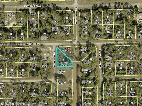 209 Nebula Ave S, Lehigh Acres, FL 33974