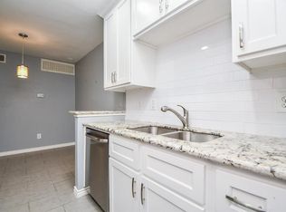1223 Augusta Dr APT 19, Houston, TX 77057