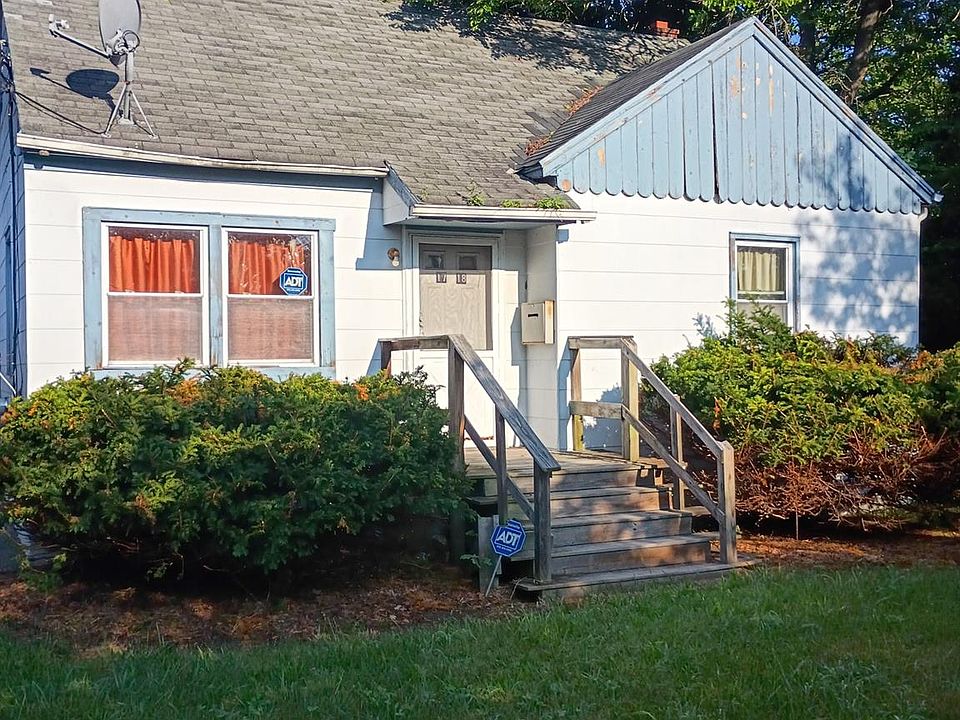 1st image of 1718 N Gardiner Drive