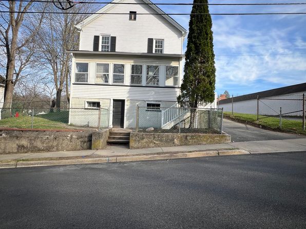 8 Hampton St #A