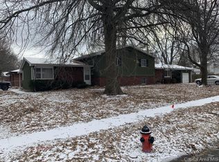 4000 Hazelcrest Rd #4004, Springfield, IL 62703