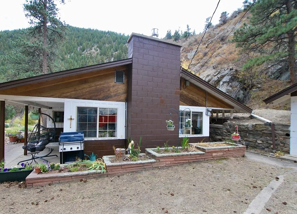 1492A W Highway 34
