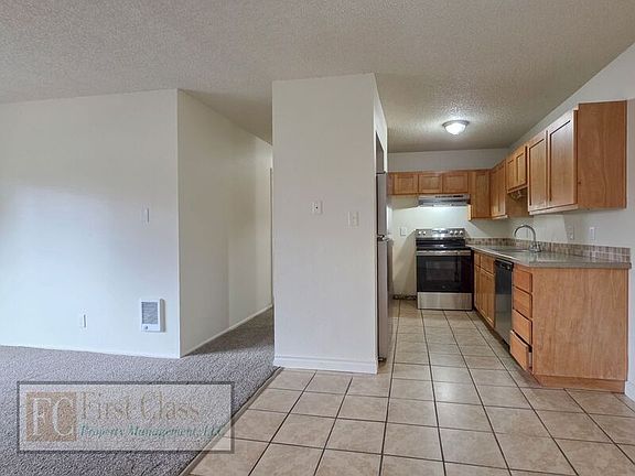 3rd image of 17150 Heritage Ct Unit 131