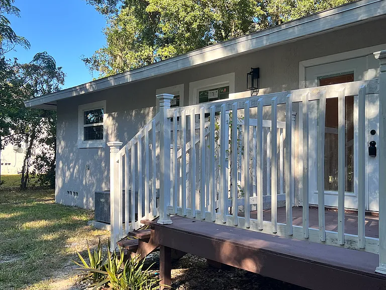 1858 SE Lake Weir Ave — Photo 23