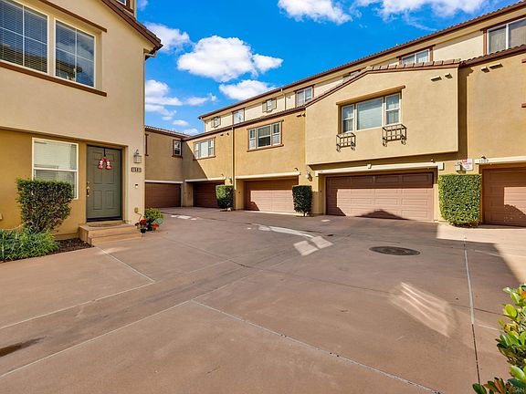 2nd image of 1507 Calabria St