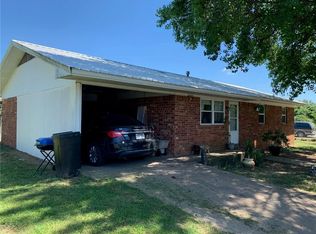 1020 Eubanks St, Decatur, AR 72722