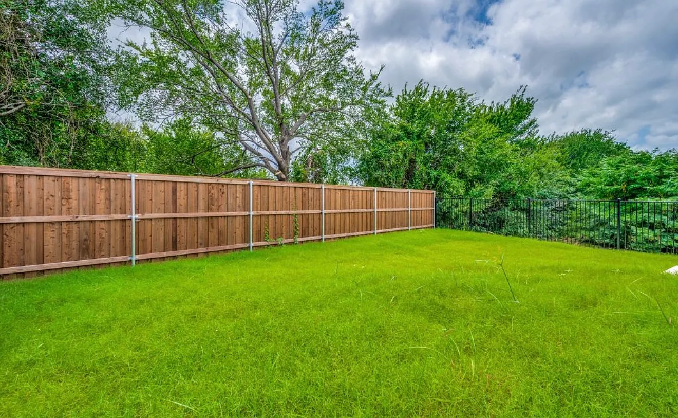 4 bed, 1535 sqft, $1,995 — Photo 4