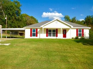 6 N Bayview Dr, Phenix City, AL 36869