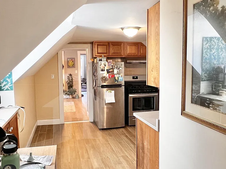 48 Beacon St #3 — Photo 11