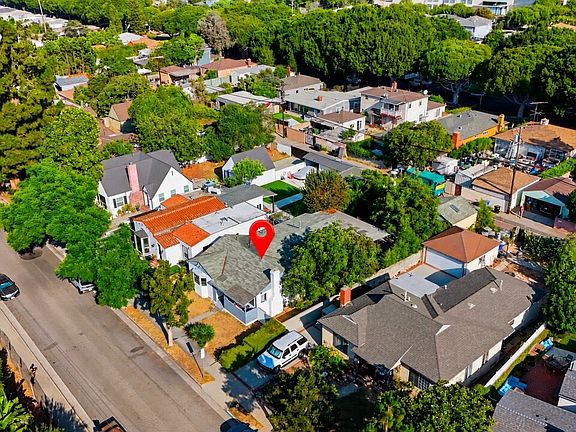5th image of 3117 Virginia Ave