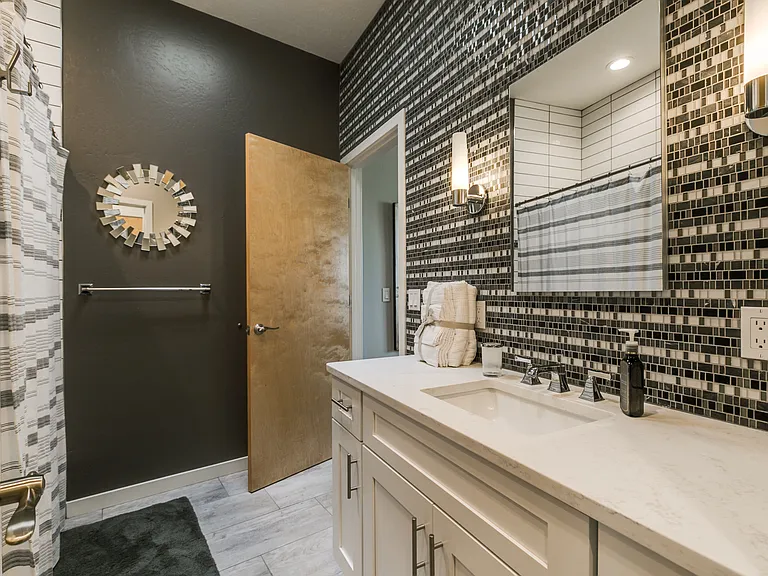 3600 Central Ave SE #210 — Photo 33