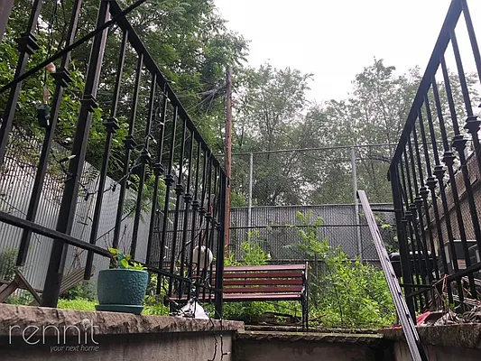 Rented by Rennit Inc. | media 22