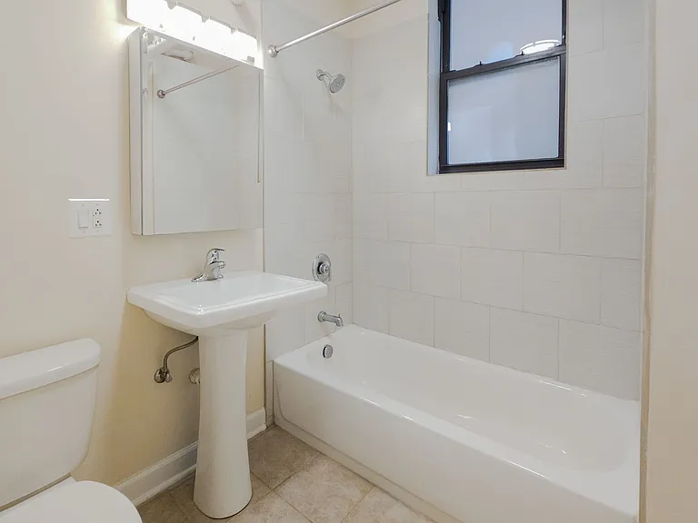 4951-53 N. Oakley / 2251-57 W. Argyle — Photo 12