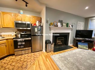 82R Phillips St #2R, Boston, MA 02114