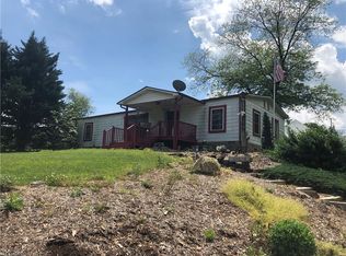 169 Little Arcadia Dr, Elkin, NC 28621