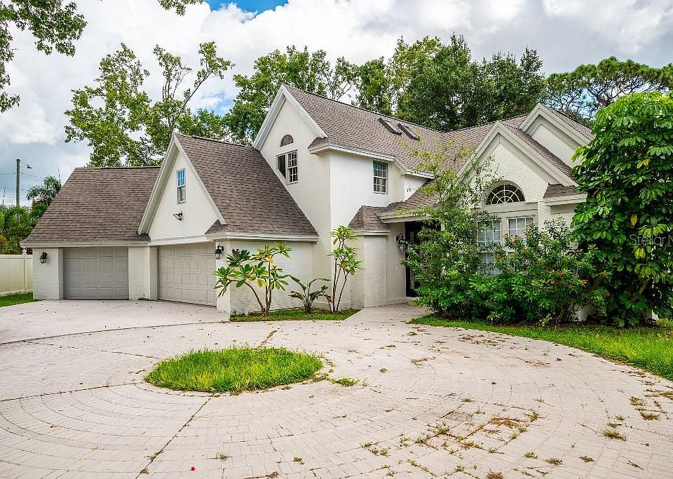 1st image of 2844 LUCE DRIVE N