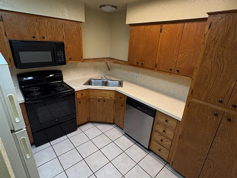 2309 Pena Cv — Photo 8