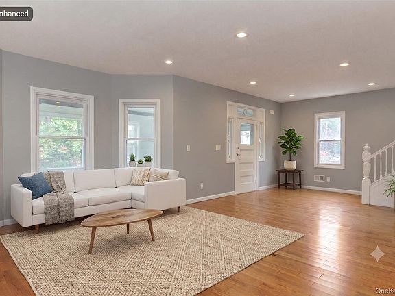 5th image of 112 Woods Avenue
