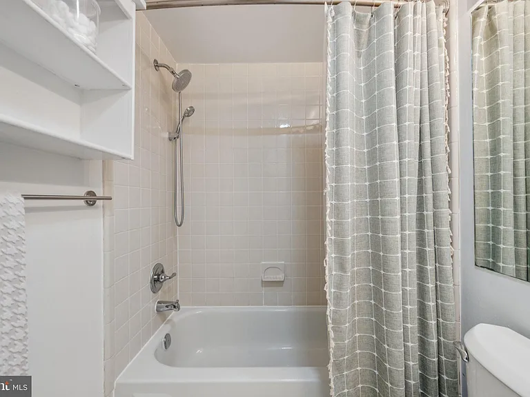 1812 Vernon St NW #34 — Photo 21