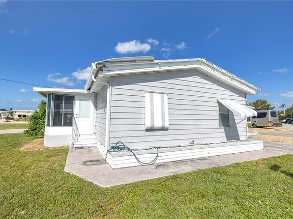 6522 Dakota St, Bradenton, FL 34207