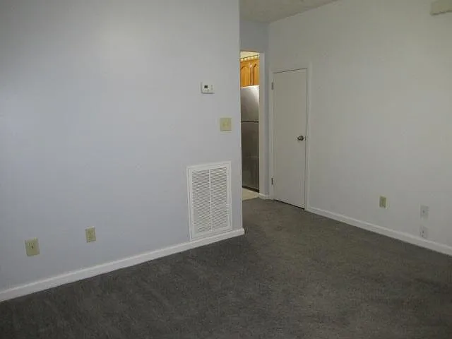 Forest View Rd — Photo 8