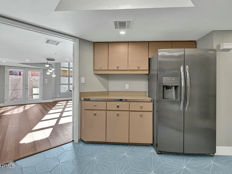 21 W Pasadena Ave #1 — Photo 4