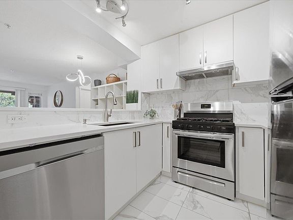 4th image of 2966 Silver Springs Blvd #310