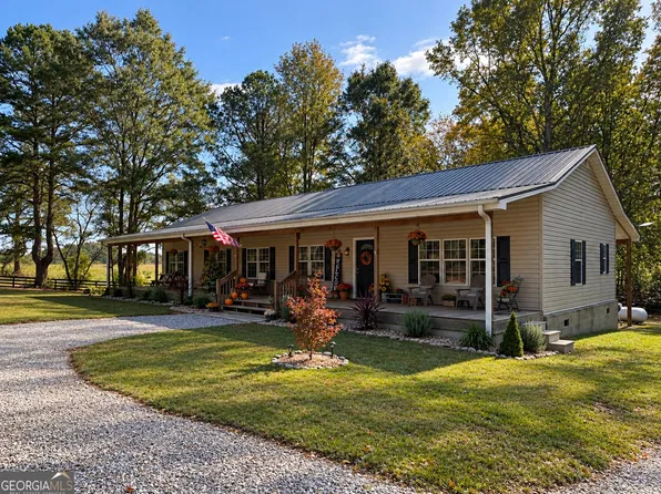 1592 Antioch Rd, Franklin, GA 30217