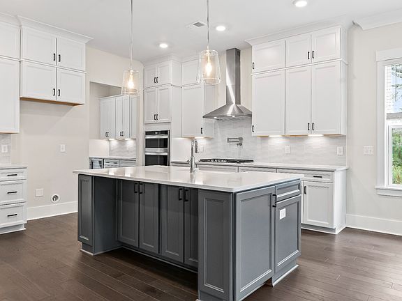 6th image of this home