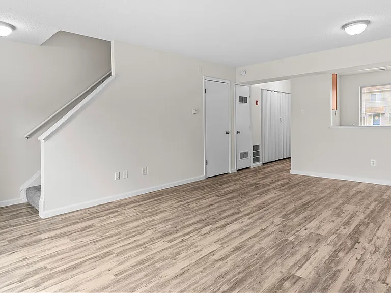 Southview Town Homes, LLC — Photo 7